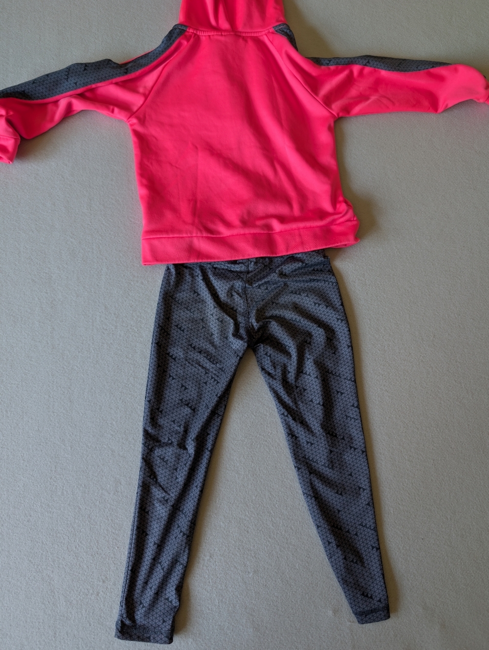 Puma Neon Pink Grey Athletic Hoodie Sweatshirt Legging Set Sz 5 Geometric Print image 2